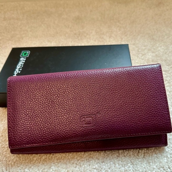 RFID Secure Maroon Wallet - Picture 3 of 3